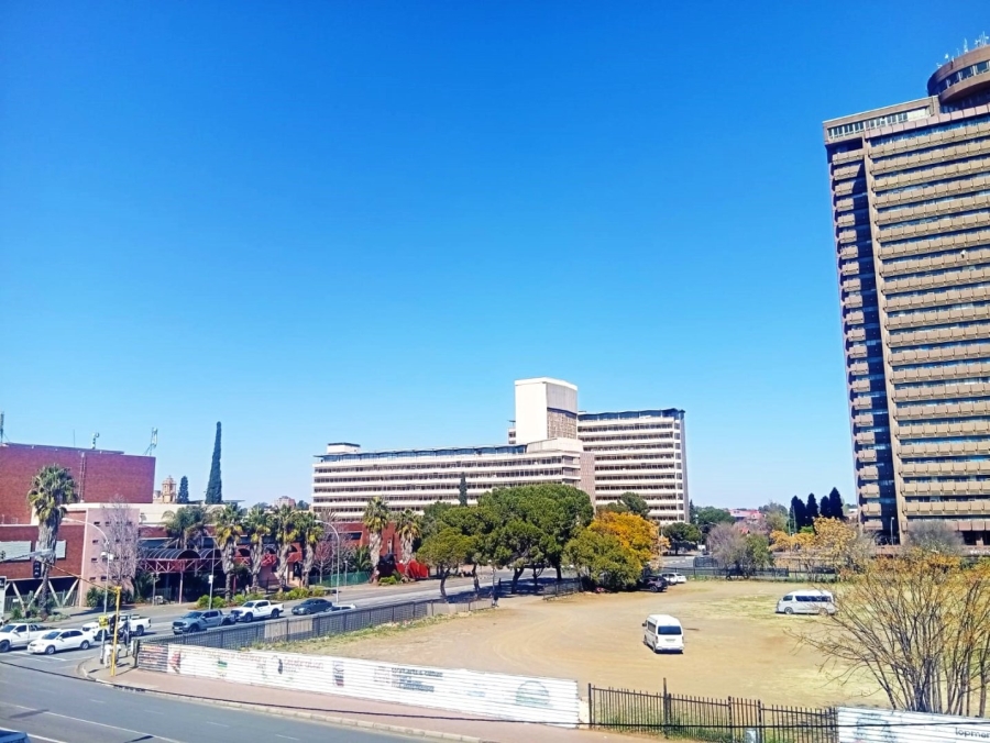 1 Bedroom Property for Sale in Bloemfontein Free State